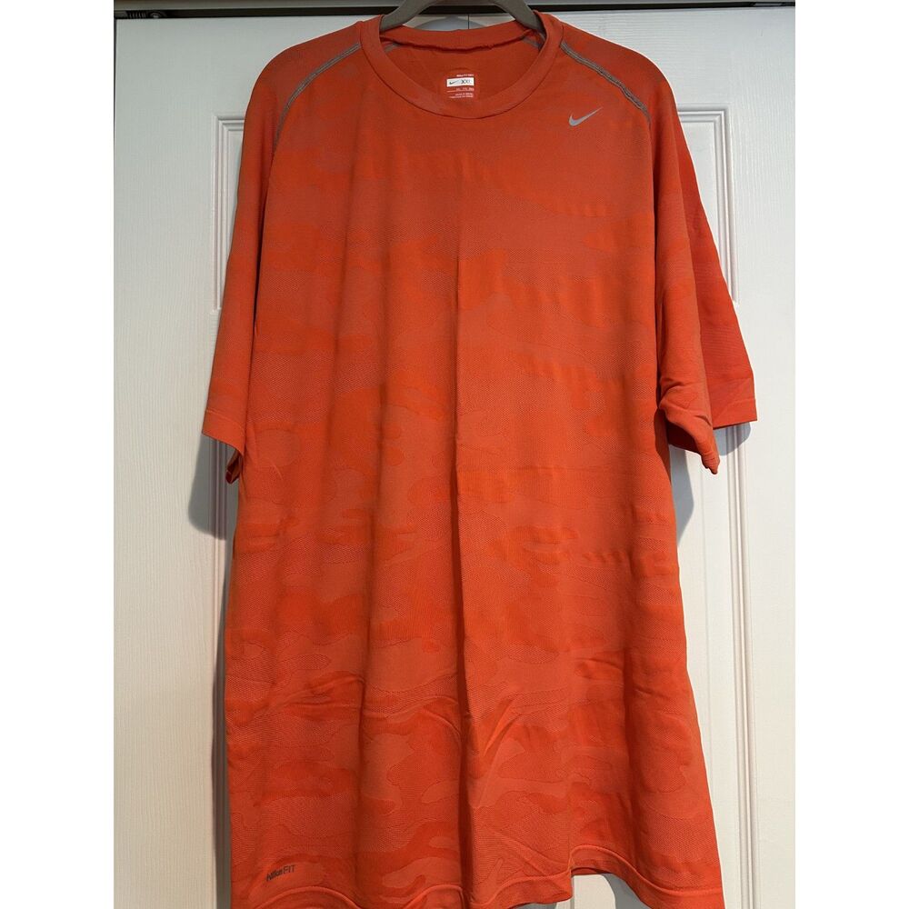 Nike Pro Mens Fit Dry Camo Short Sleeve Athletic T-Shirt 2XL Orange Swoosh